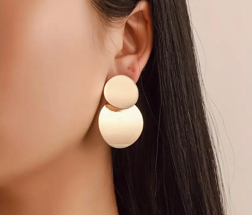 Aretes colgantes geométricos